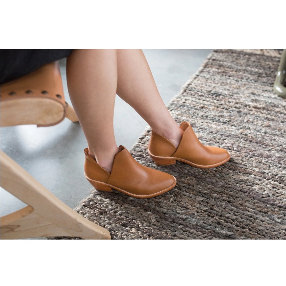 Fortress of Inca Elise Booties size 41